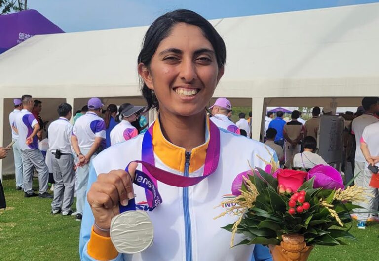 Aditi Ashok Biography 2025 Age, Height, Weight, Net Worth, Salary, Husband, Born, Coach, Medals